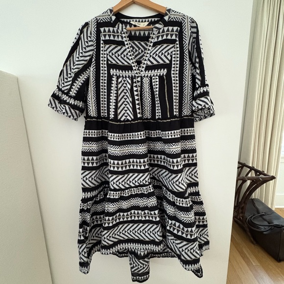 F&F Black and White Asymmetrical Dress - Picture 1 of 7